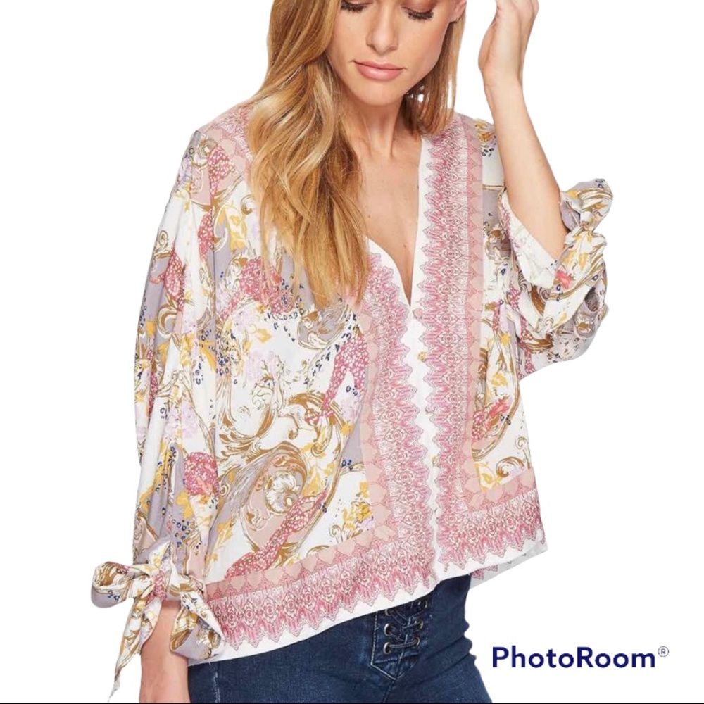 Free People Catch Me If You Can Coquette Feminine Floral Print Blouse M - Picture 14 of 14